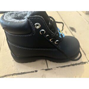 Smart Fit childrens boots size 11 black new with tags